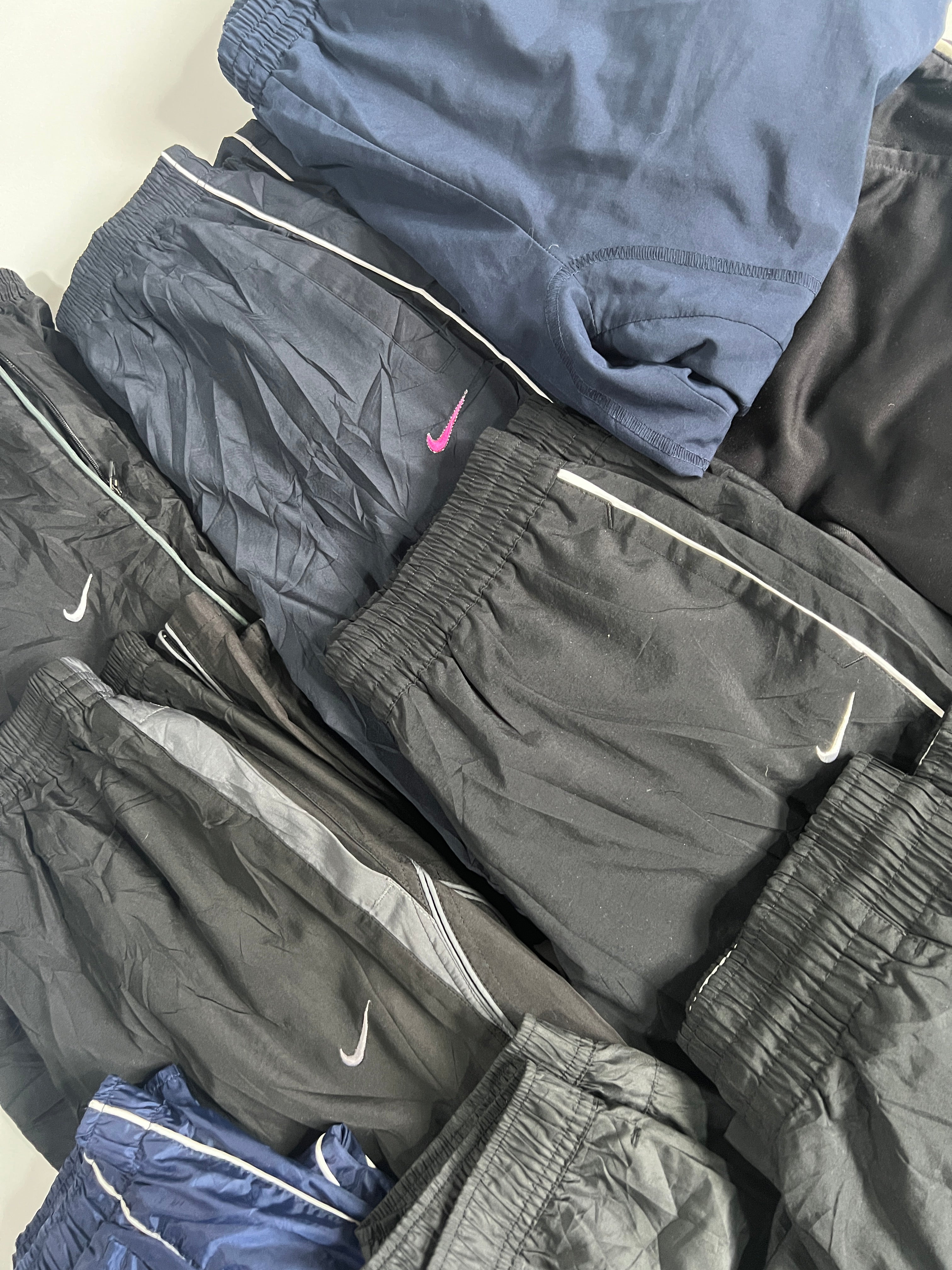 Trackpants